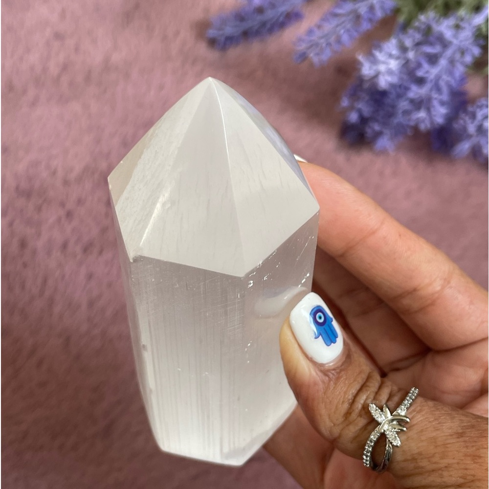 🤍Clear Quartz 🤍 - Picture 2 of 4